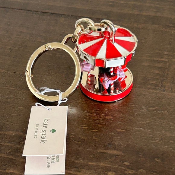 NWT - Kate Spade Winter Wonders Metal Keychain - Picture 1 of 8
